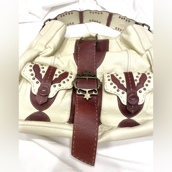 RARE NWT Vintage BETSEY JOHNSON Giddy Up Betsey Cream Oversized Leather Hobo Bag - Picture 2 of 11